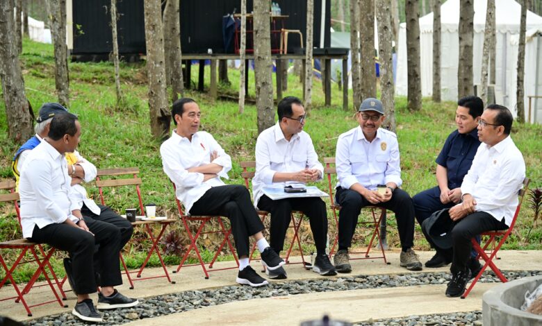 Presiden Jokowi Lanjutkan Kunjungan Hari Ketiga di IKN