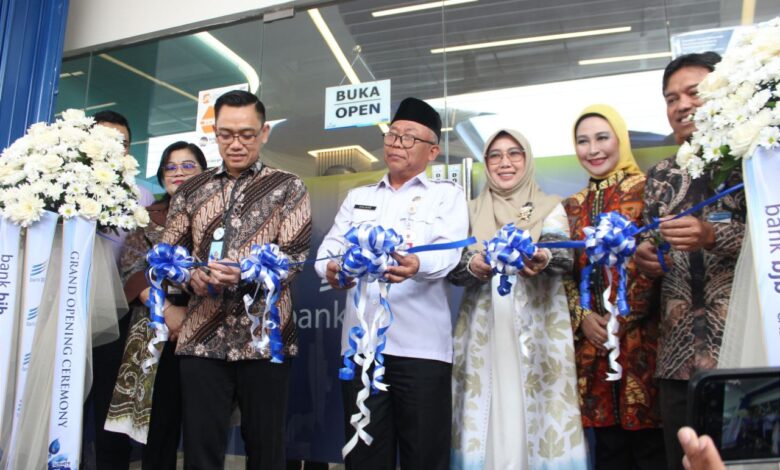 Peresmian Gedung Baru Bank BJB, Gubernur Kalsel : Kalsel Potensial Bisnis Perbankan