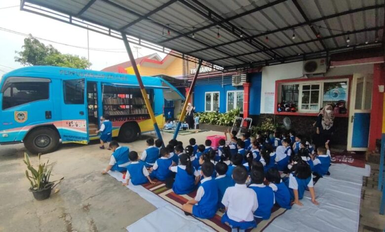 Perpustakaan Keliling Pemprov Kalsel Kunjungi PAUD Terpadu Hang Tuah Banjarmasin