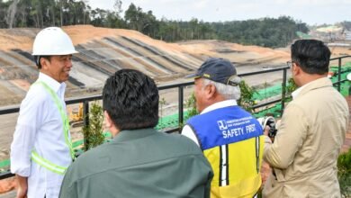 Tinjau Pembangunan Jalan Tol IKN, Presiden: Diharapkan Juni 2024 Bisa Dipakai