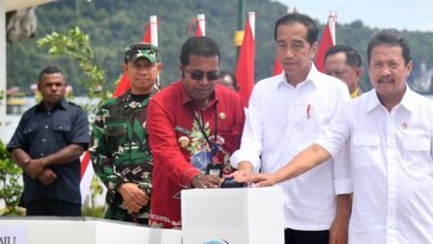 Resmikan Kampung Nelayan Modern Samber Binyeri, Presiden: Kelola dengan Baik