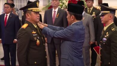 Presiden Jokowi Lantik Maruli Simanjuntak Jadi KSAD