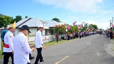 Tinjau Jalan Lingkar Talaud, Presiden: Perlancar Urusan Logistik dan Konektivitas