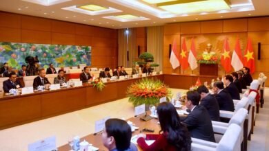 Bertemu Ketua Majelis Nasional Vietnam, Presiden Jokowi Bahas Kerja Sama Energi Terbarukan hingga Antarparlemen