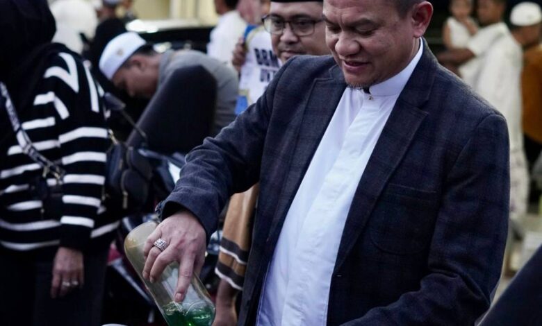 Posko dan Warung Gratis, Dispora Kalsel Layani Jamaah Haul Hingga Malam