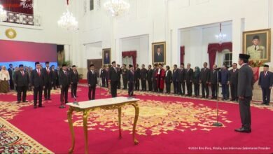Presiden Jokowi Lantik Sembilan Anggota KPPU
