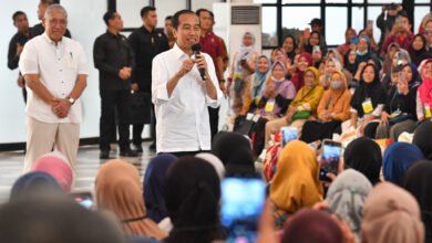 Presiden Jokowi Pastikan Bantuan Pangan Terus Bergulir