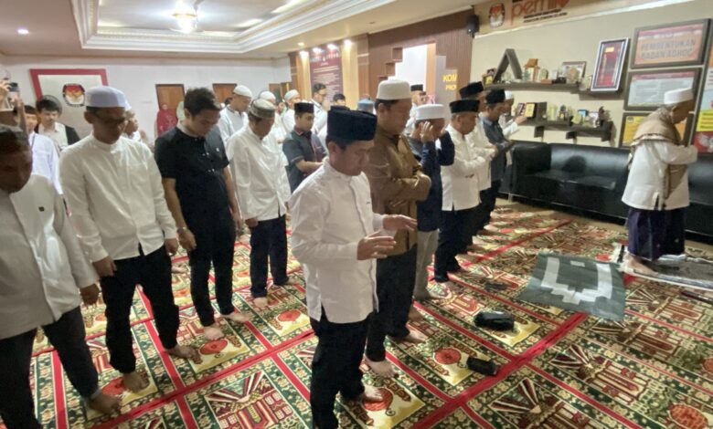 KPU Kalsel Gelar Salat Hajat dan Doa Bersama Jelang Pemilu 2024