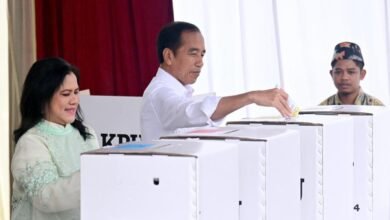 Presiden Jokowi dan Ibu Iriana Gunakan Hak Pilih pada Pemilu 2024