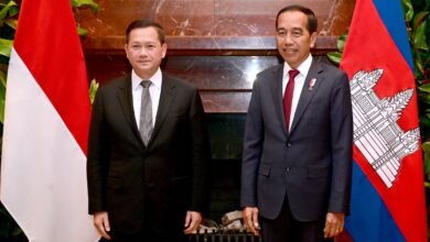 Presiden Jokowi Tingkatkan Kerja Sama dengan Kamboja Saat Bertemu PM Hun Manet