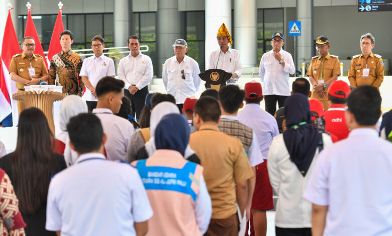 Presiden Jokowi Resmikan Rehabilitasi dan Rekonstruksi Bandara Mutiara Sis Al-Jufri