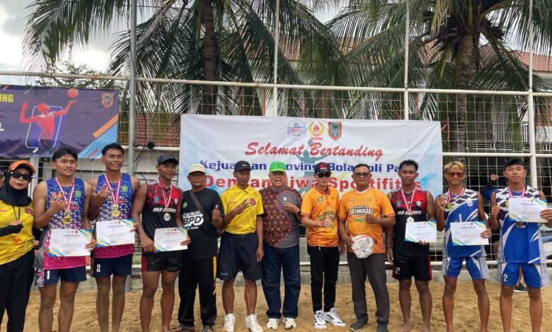 Kejurprov Voli Pasir Kalsel 2025 Resmi Ditutup, PBVSI Dorong Pemerataan Pembinaan di Daerah