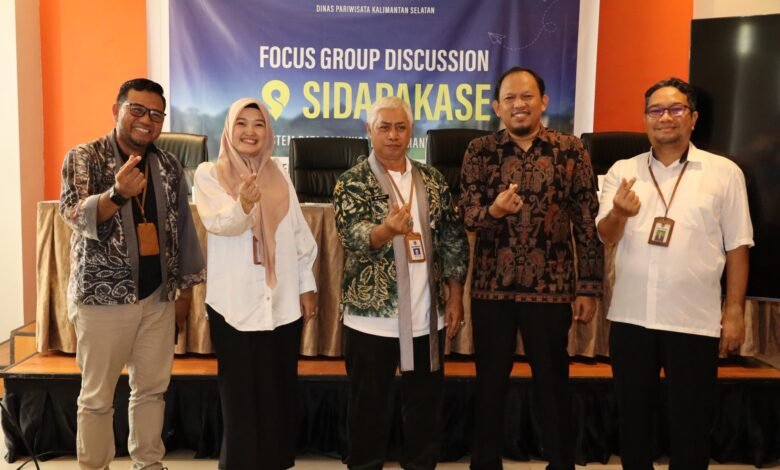 Mudahkan Wisatawan Akses Informasi Pariwisata Kalsel, Dispar Terus Upayakan SIDAPAKASE Dapat Diakses di Semua Platform