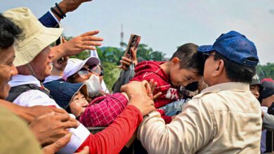 Dari Aspirasi hingga Hadiah Topi, Cerita Buruh tentang Perhatian Presiden Prabowo