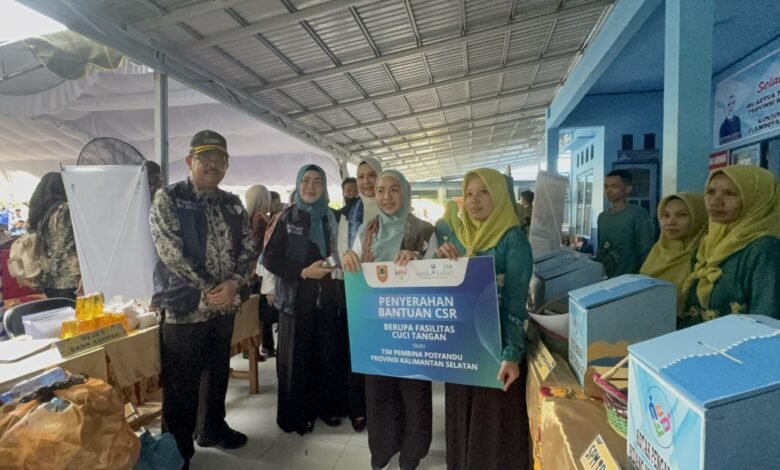 Ketua TP Posyandu Provinsi Kalsel Kunjungi Lokus Pertama Program 6 SPM di Desa Gambah Luar Kabupaten HSS