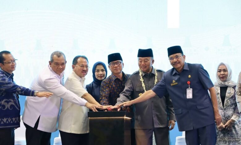 Pemprov Kalsel Resmi Luncurkan Pembentukan Koperasi Desa Merah Putih
