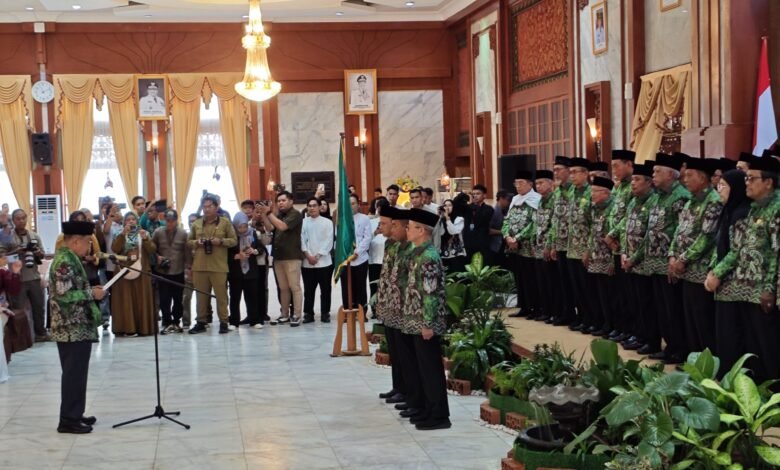Jusuf Kalla Resmi Mengukuhkan Pengurus PW DMI Kalsel 2024-2029