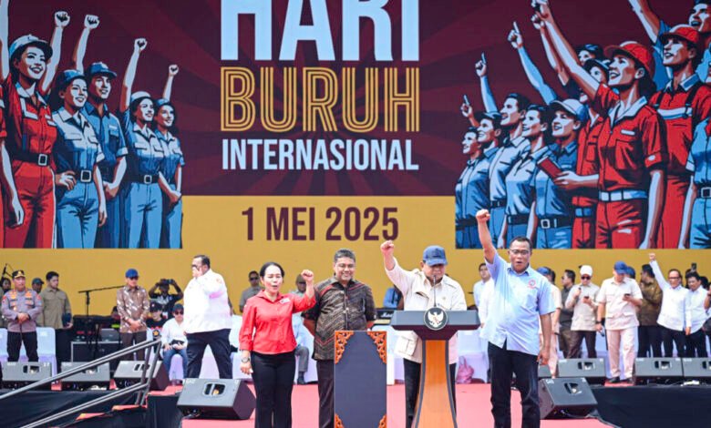 Kado Hari Buruh: Presiden Prabowo Beri Apresiasi Mulai dari Kesejahteraan Hingga Pahlawan Nasional dari Elemen Buruh