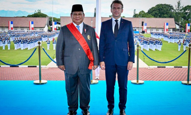 Presiden Macron Anugerahkan Grand Croix de la Légion d’Honneur kepada Presiden Prabowo
