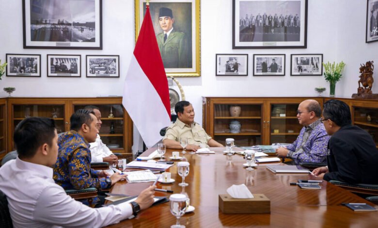 Presiden Prabowo Bahas Percepatan Hilirisasi dan Peningkatan Lifting Migas Bersama Jajaran Menteri