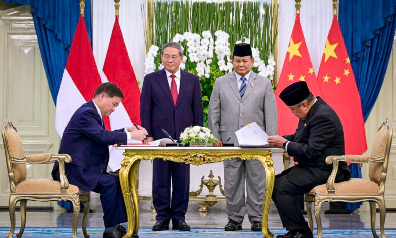Presiden Prabowo dan Premier Li Qiang Saksikan Penandatanganan 12 Nota Kesepahaman Strategis RI–Tiongkok