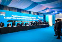 Presiden Prabowo Saksikan Penandatanganan 27 Kontrak Bersama, Tegaskan Komitmen Perkuat Industri Pertahanan Nasional