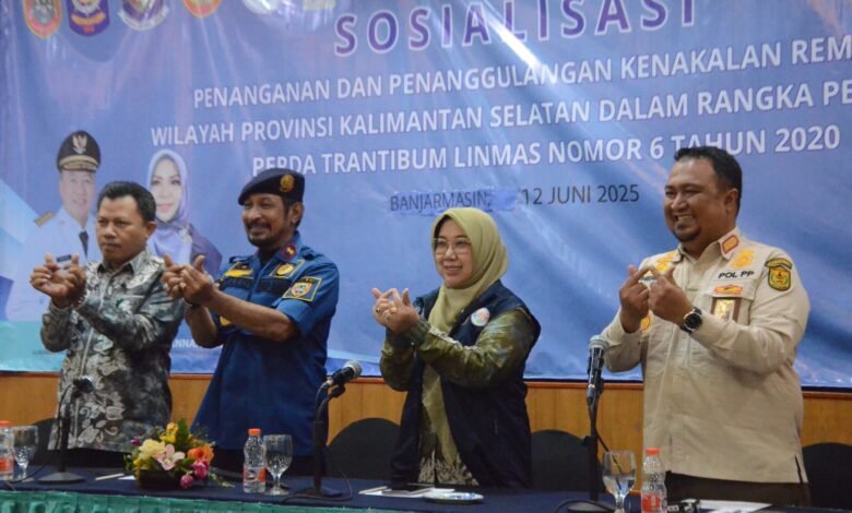 Tegakkan Trantibum Linmas dan Implementasi Posyandu 6 SPM, Satpol PP Damkar Kalsel Sosialisasikan Penanganan dan Penanggulangan Kenakalan Remaja