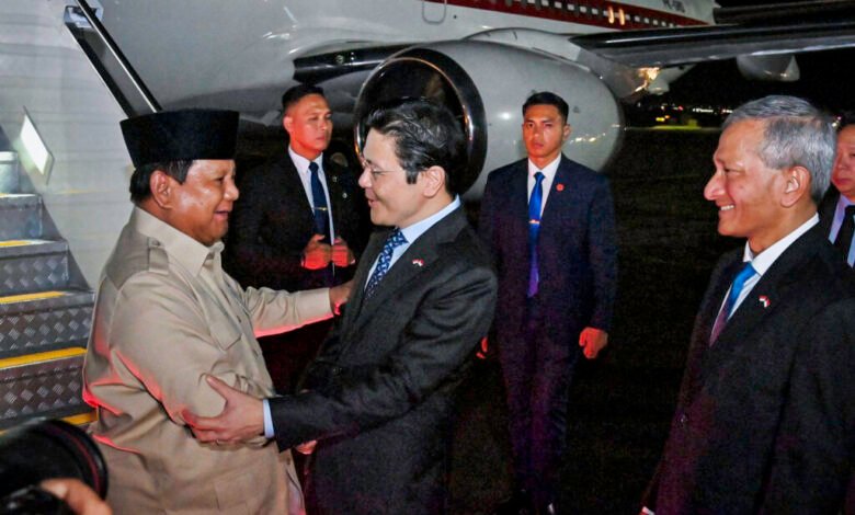 Tiba di Singapura, Presiden Prabowo Disambut Langsung oleh PM Lawrence Wong