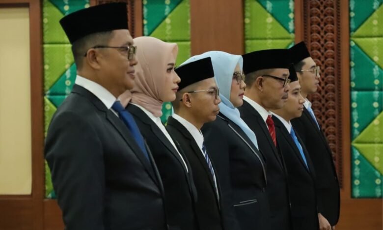 Gubernur Kalsel Melantik Tujuh Komisioner KPID Kalsel Periode 2025-2028