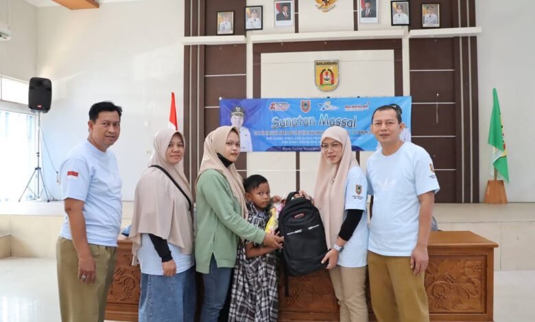Rayakan Harjad ke-75, Dinkes Kalsel Gelar Sunatan Massal untuk Anak dari Keluarga Kurang Mampu