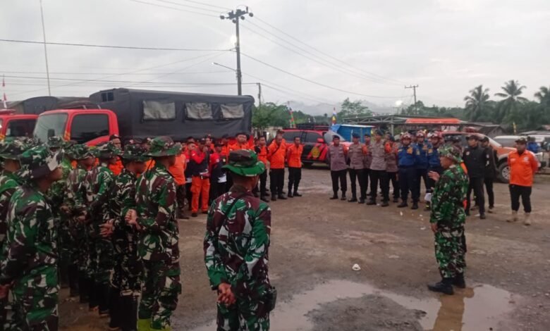 Pemprov Kalsel Kerahkan Personel Tagana Dukung Operasi Pencarian Helikopter Hilang di Mentewe