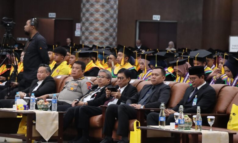 Wisuda Ke-125, ULM Luluskan 1.300 Wisudawan dari Berbagai Jenjang Pendidikan