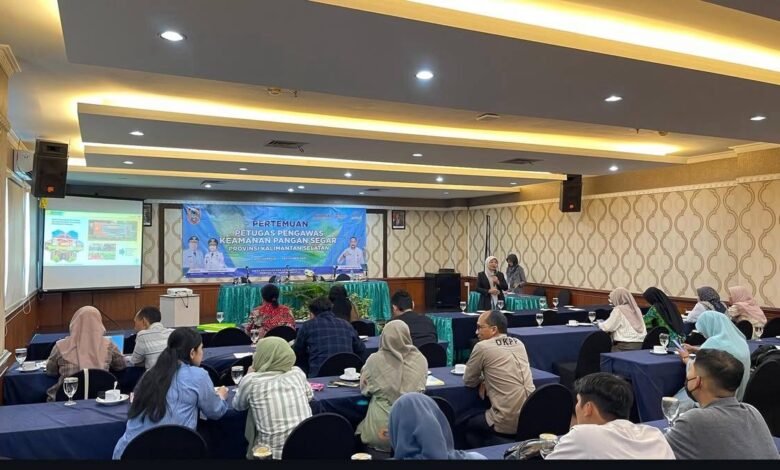 Perkuat Pengawasan, DPKP Kalsel Gelar Pertemuan Petugas Keamanan Pangan Segar se-Kabupaten/Kota