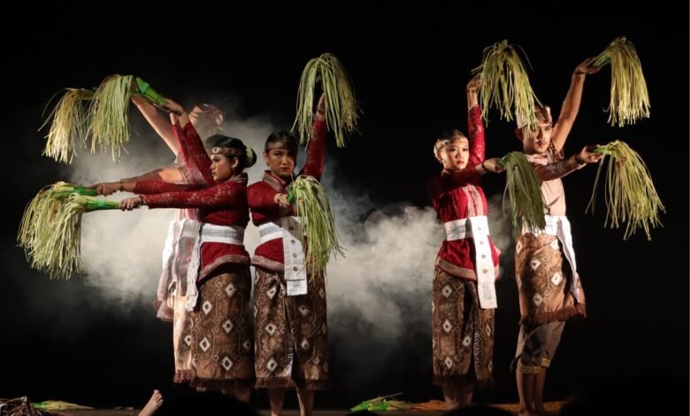 Festival Karya Tari Daerah Kalsel 2025: Angkat Ritual Banua Lewat Gerak dan Mantra