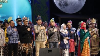 Menbud Fadli Zon Membuka Secara Resmi Temu Karya Taman Budaya se-Indonesia
