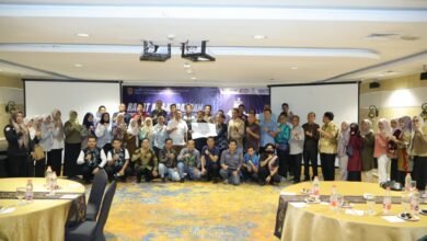 Dorong Pelayanan Publik Mudah dan Cepat, Diskominfo dan Bappeda 13 Kabupaten/Kota Tanda Tangani Komitmen Bersama