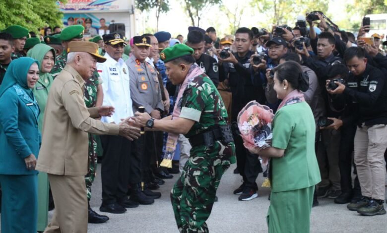 Pangdam VI/Mulawarman Pimpin Apel Alih Kodal Korem 101/Antasari ke Kodam XXII/Tambun Bungai