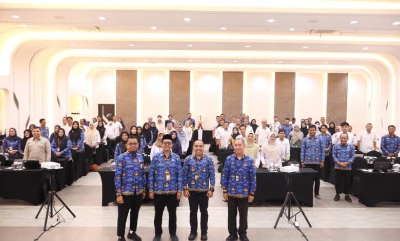 Bimtek Penggabungan Aplikasi E-Ijamkes dan E-Performance, Diskominfo Kalsel Optimalisasi Pemanfaatan Teknologi