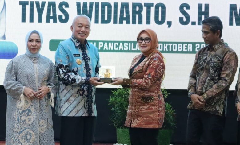 Malam Pisah Sambut Kajati Kalsel, Gubernur Muhidin Sampaikan Apresiasi dan Harapan