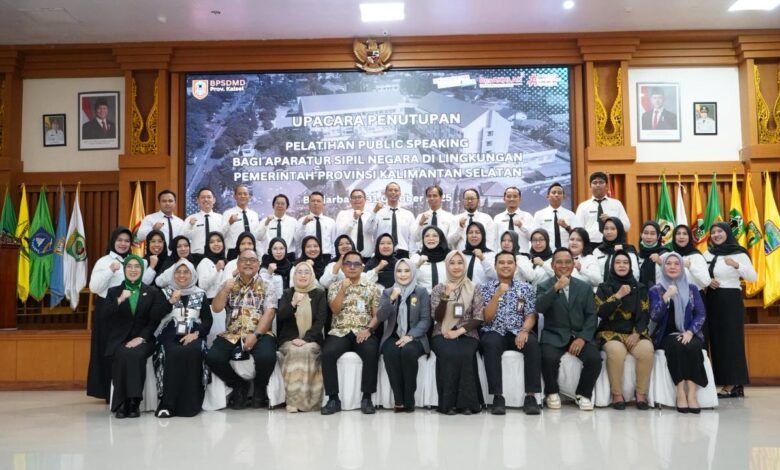 Pelatihan Public Speaking ASN Pemprov Kalsel Resmi Ditutup, ASN Diharapkan Jadi Komunikator Andal Pemerintah