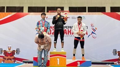 Tanpa Target, Atlet Angkat Besi Kalsel Justru Sabet Emas dan Perak di POPNAS XVII