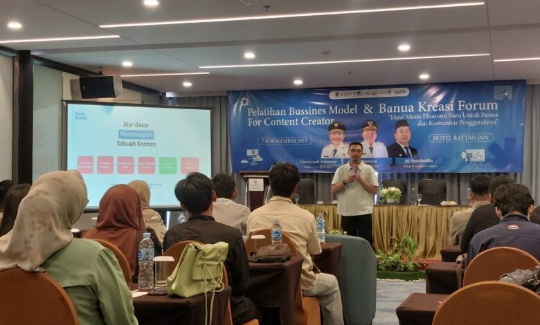 Dispar Kalsel Dorong Ekonomi Kreatif Melalui Pelatihan Business Model dan Banua Kreasi Forum