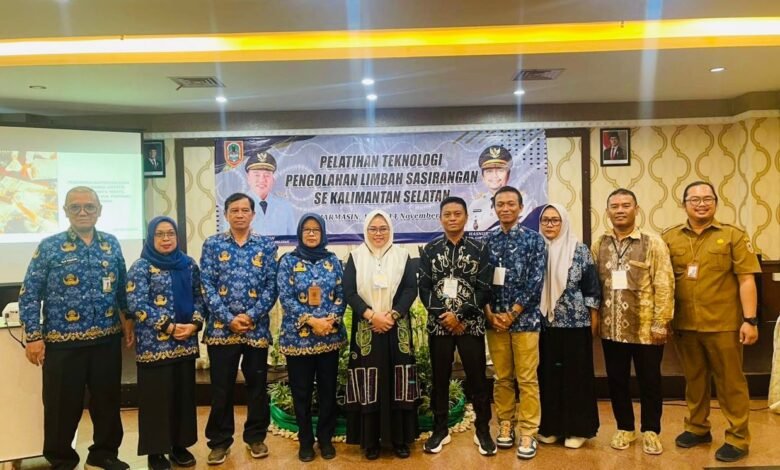 Disperin Kalsel Berikan Pelatihan Teknologi Pengolahan Limbah Sasirangan