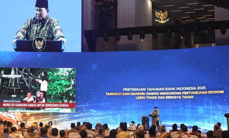 Prabowo Jelaskan Alasan Bentuk Satgas 300 Ribu Jembatan Sungai: Anak-Anak Tak Boleh Lagi Basah ke Sekolah!