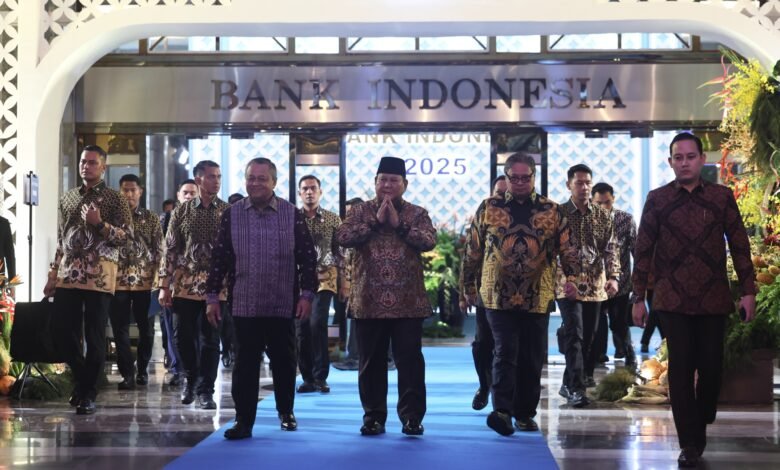 Prabowo Minta Kabinet Gerak Cepat Bangun Jembatan untuk Siswa: Anak-Anak Kita Teriak, Kita Harus Jawab!