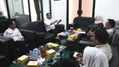 BPBD Kalsel Bahas Strategi Penanganan Banjir Rob Bersama DPRD Kotabaru