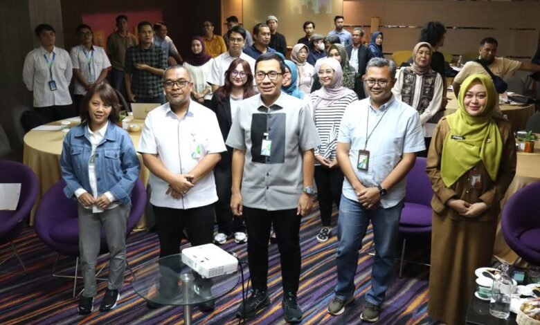 Diskominfo Kalsel Dorong Kolaborasi Media Perkuat Literasi BPJS Ketenagakerjaan