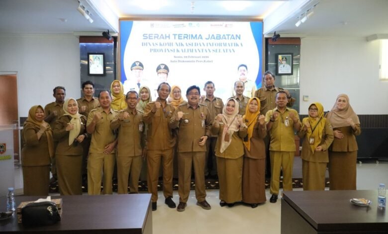 Optimalkan Kinerja, Diskominfo Kalsel Gelar Serah Terima Jabatan Pejabat Baru
