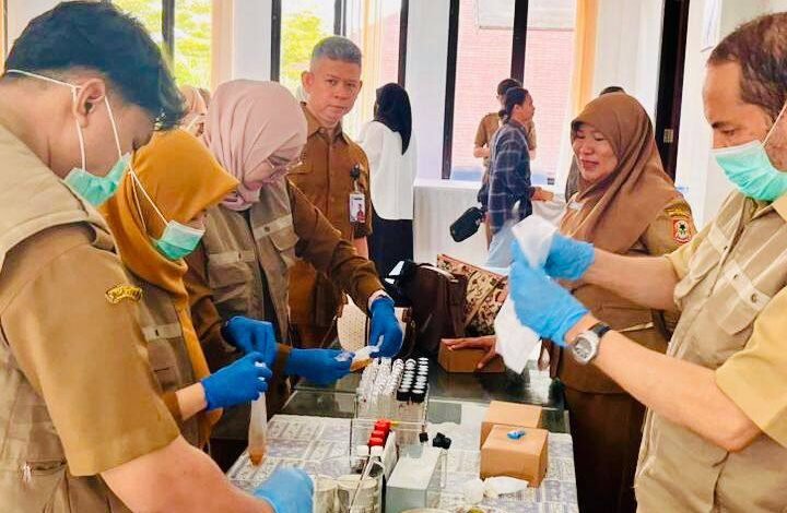 Jamin Keamanan Pangan, UPTD Balai Laboratorium Kesehatan Provinsi Kalimantan Selatan Laksanakan Pemeriksaan Food Safety
