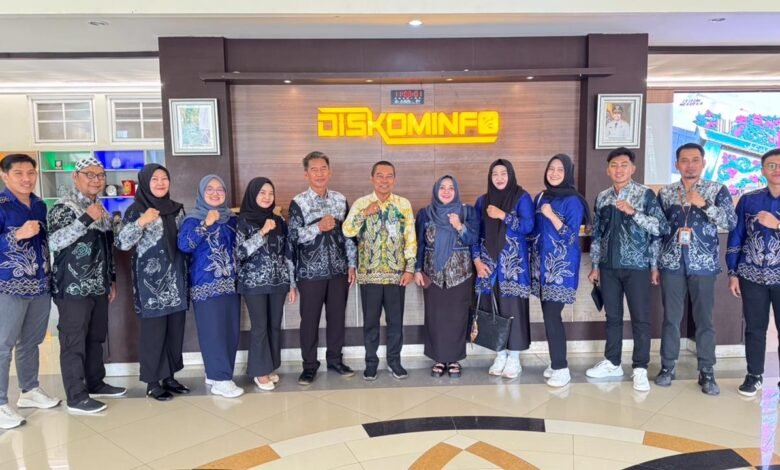 Diskominfo Kalsel Terima Kunker Diskominfo Kotabaru, Perkuat Sinergi Transformasi Digital